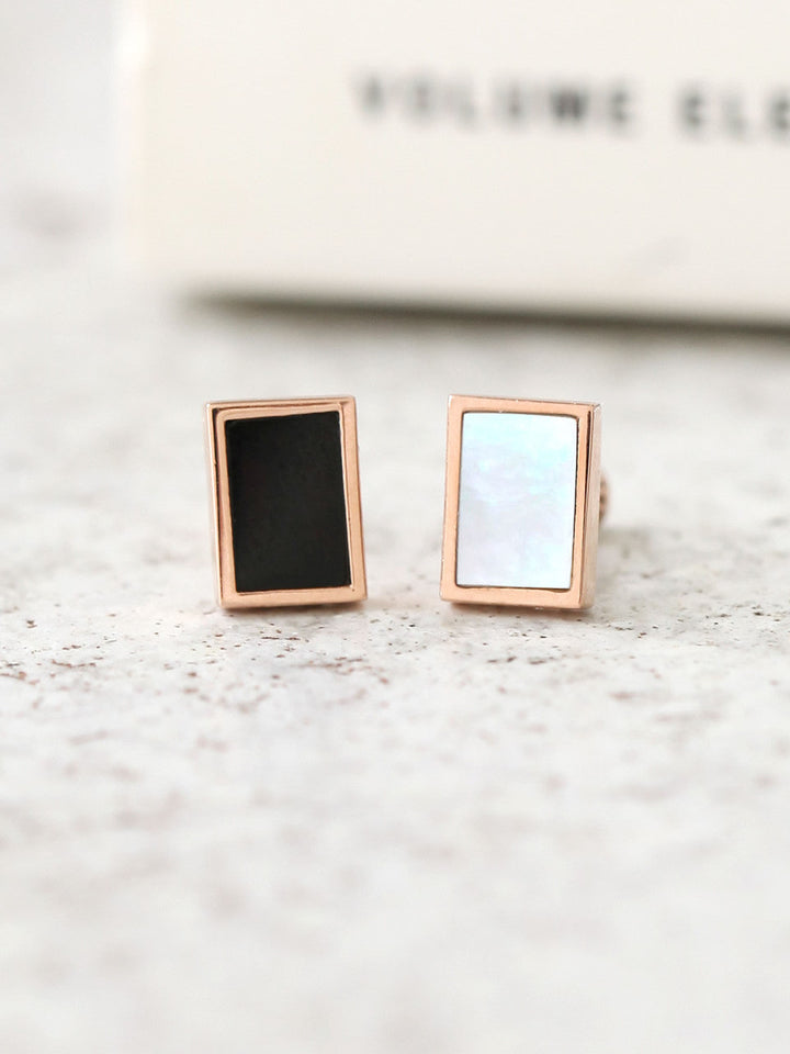 14K Gold Rectangular Onyx Cartilage Earring 18G16G