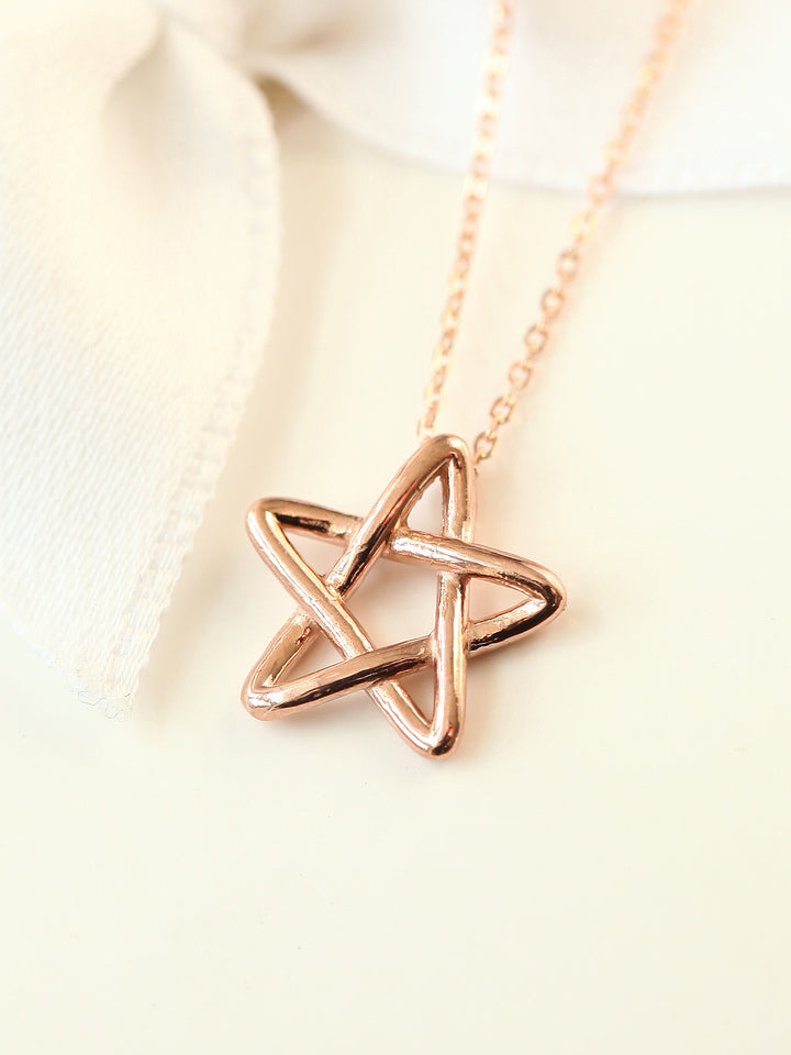 14K Gold Star Necklace