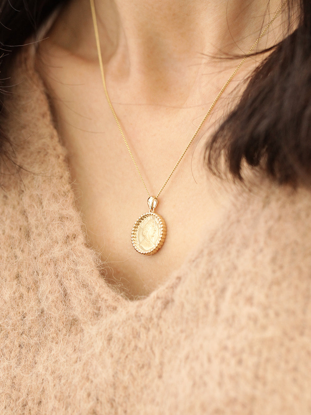 14K 18K Gold Coin Pendant Necklace