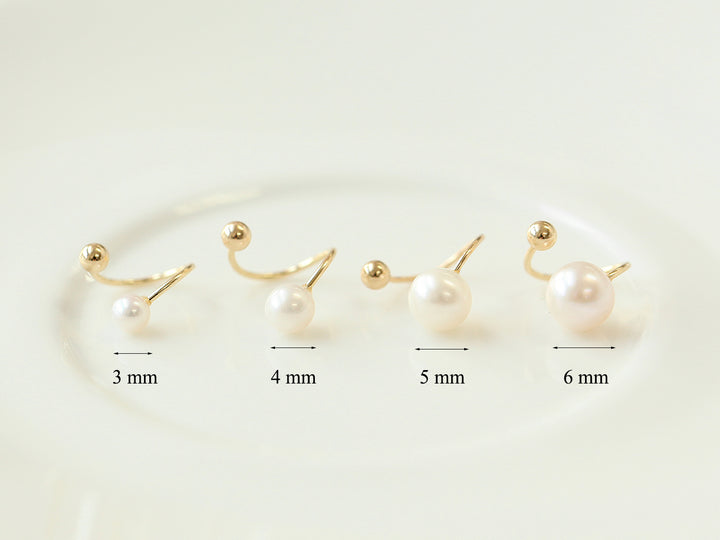 14K gold Twist Freshwater Pearl Cartilage Earring 20g