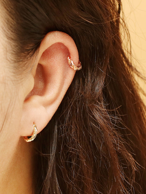 The 10 Best Hoop Earrings for Cartilage Piercings of 2023