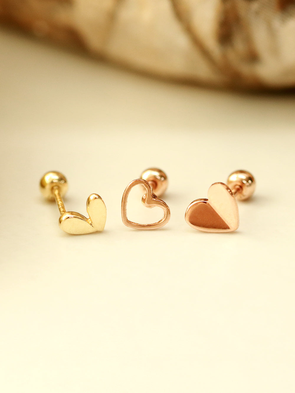 14K Gold Lovely Point Heart Cartilage Earring 20G18G16G