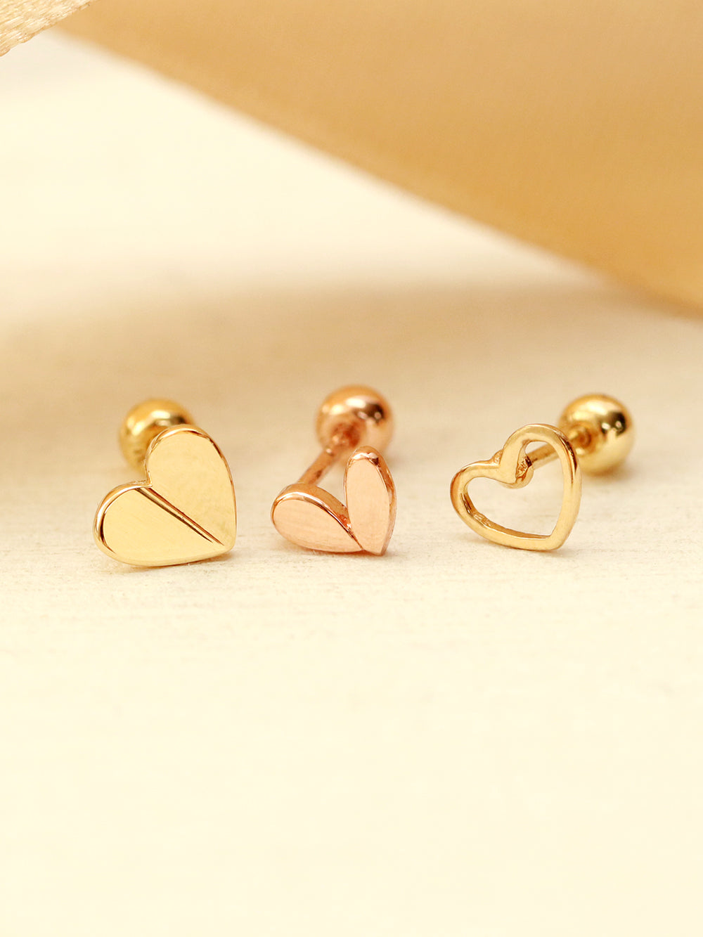 14K Gold Lovely Point Heart Cartilage Earring 20G18G16G