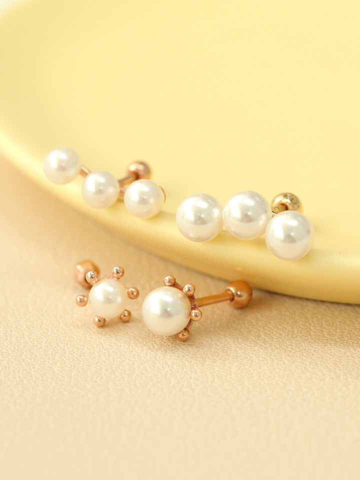 14K Gold Triple Flower Pearl Cartilage Earring 18G16G