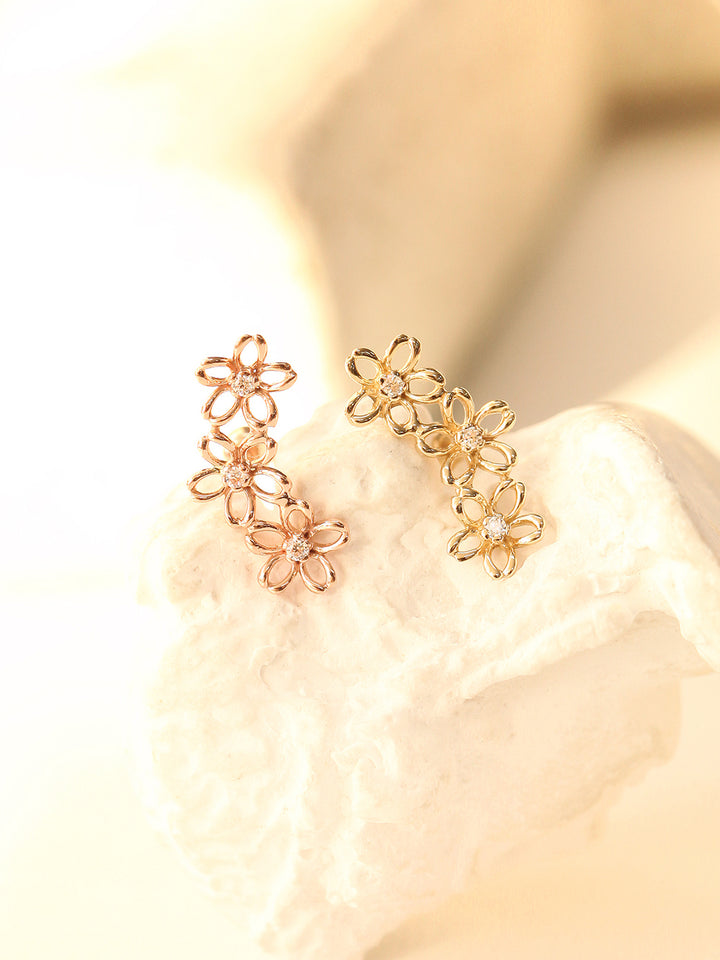 14K Gold Triple Petals Cartilage Earring 20G18G16G