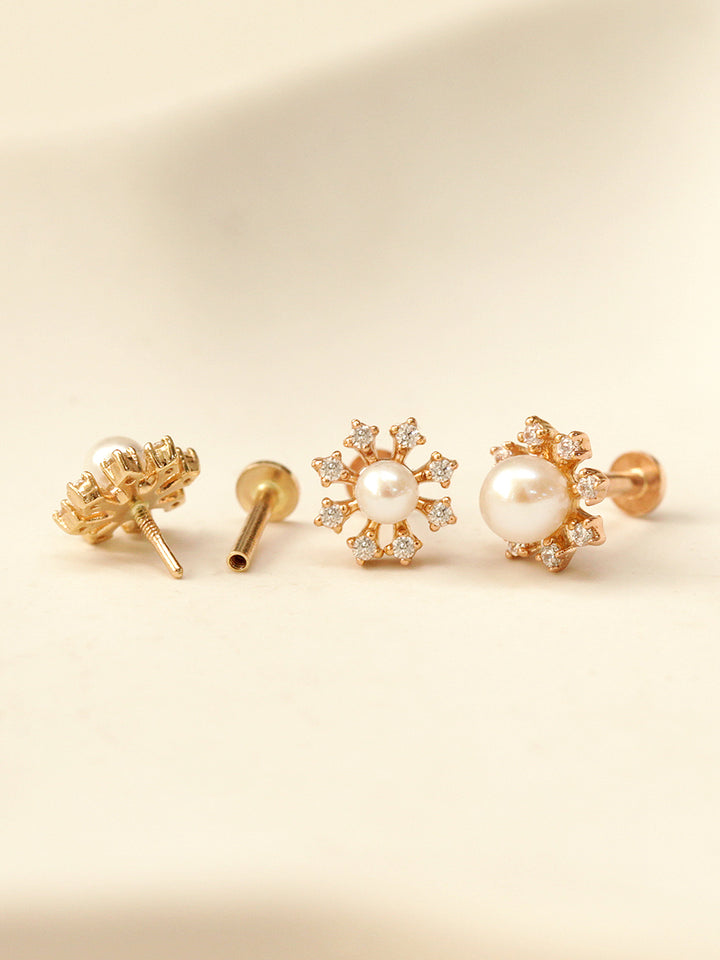 14K Gold Flower Cubic Pearl Internally Threaded Labret Piercing 18G16G