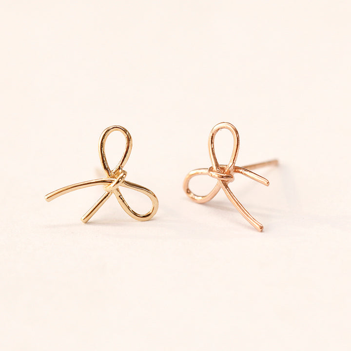 14K Gold Ribbon Stud Earring