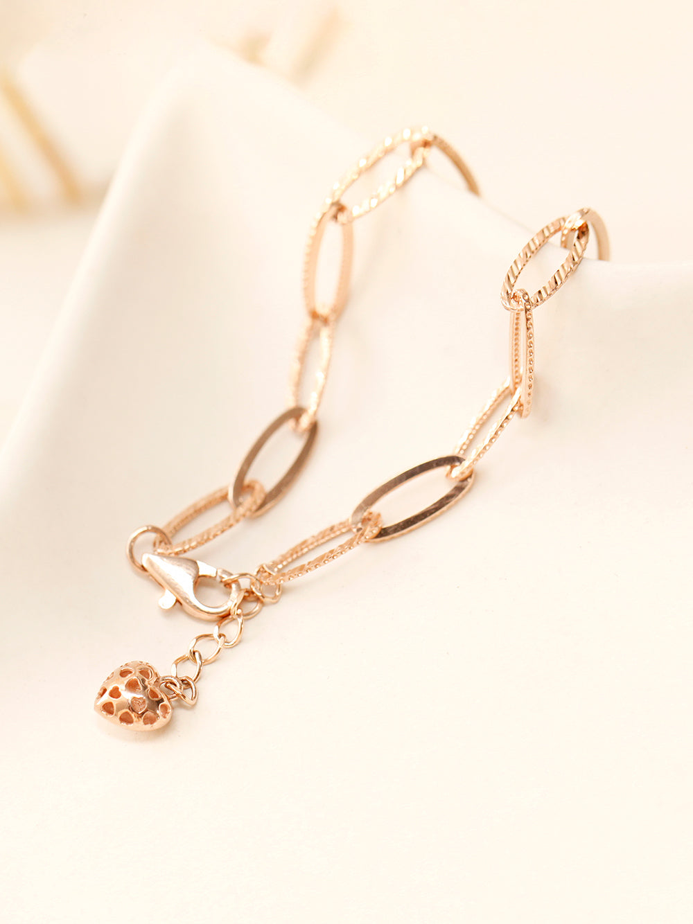 14K 18K Gold Oval Cutting Clip Chain Bracelet