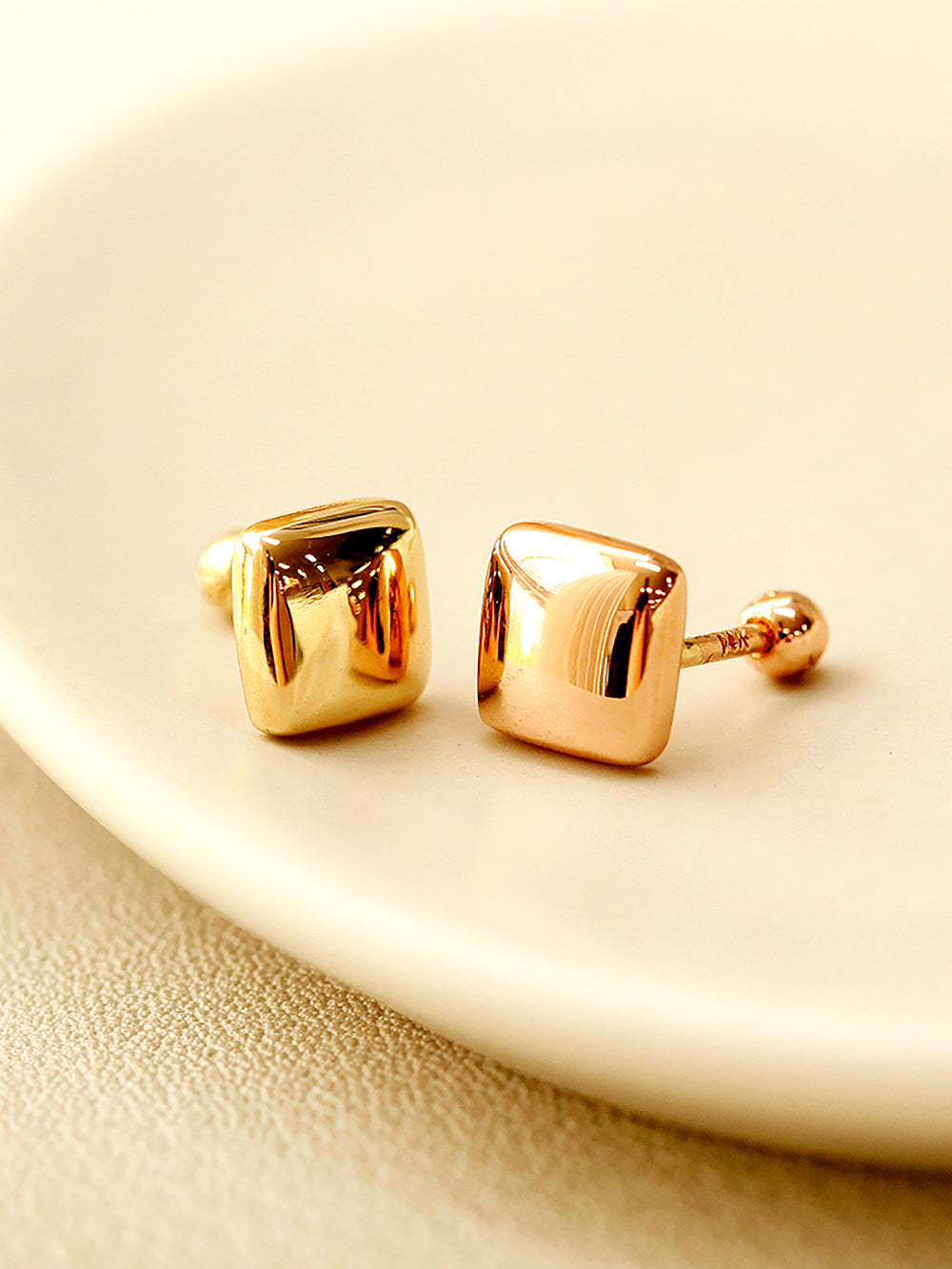 14K Gold Bold Square Cartilage Earring 18G16G