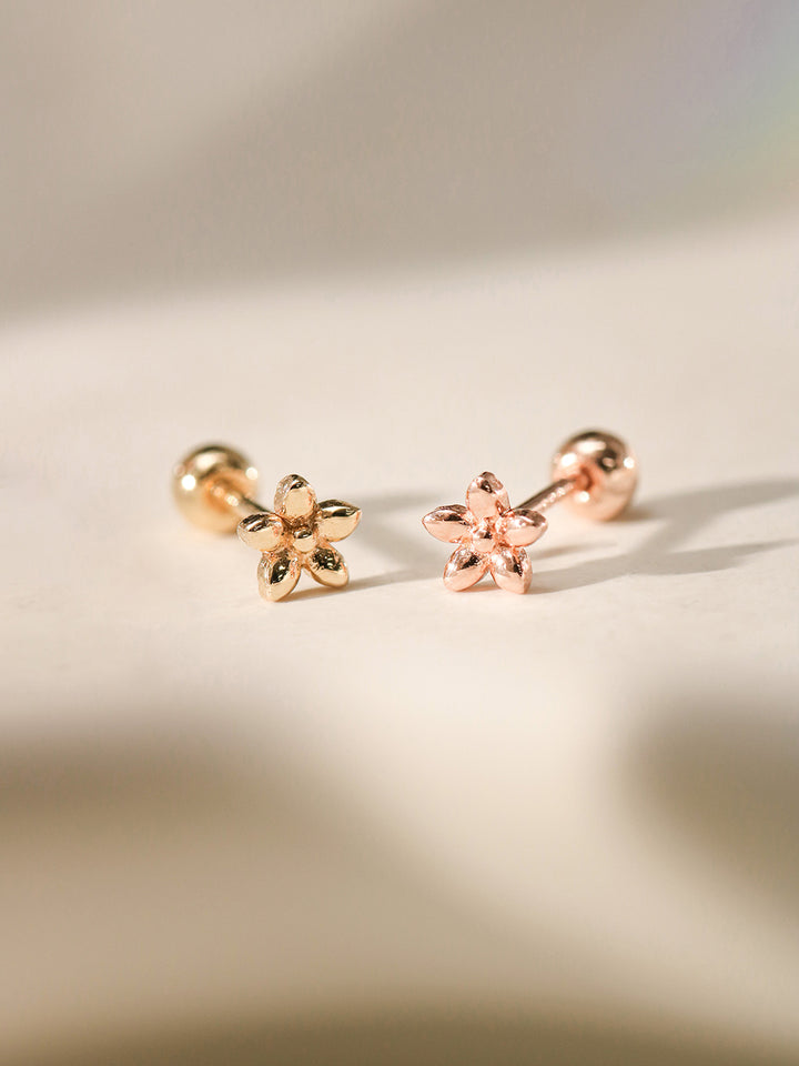 14K Gold Wild Flower Cartilage Earring 20G18G16G