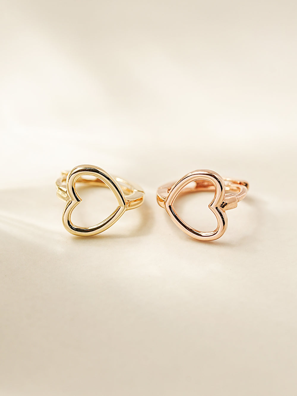 14K 18K Simple Heart Line Cartilage Hoop Earring