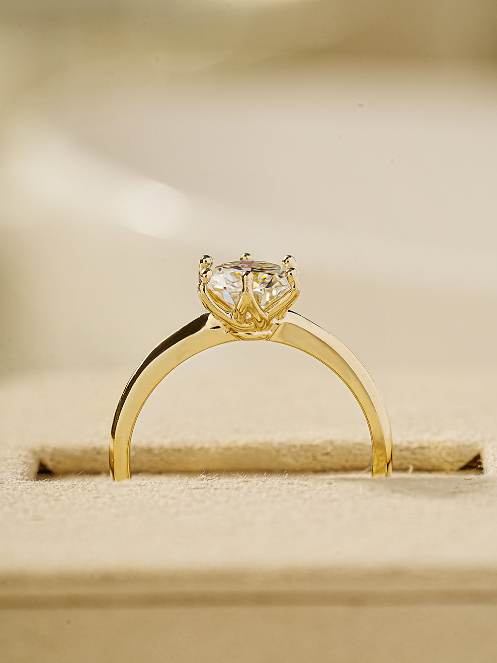 14K 18K Moissanite 6 Pronged Ring