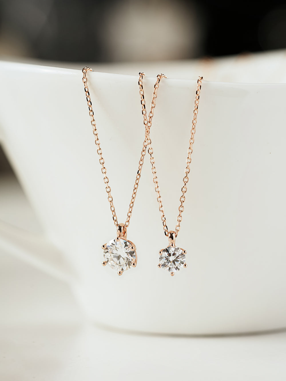 14K 18K Gold Moissanite Crown Necklace