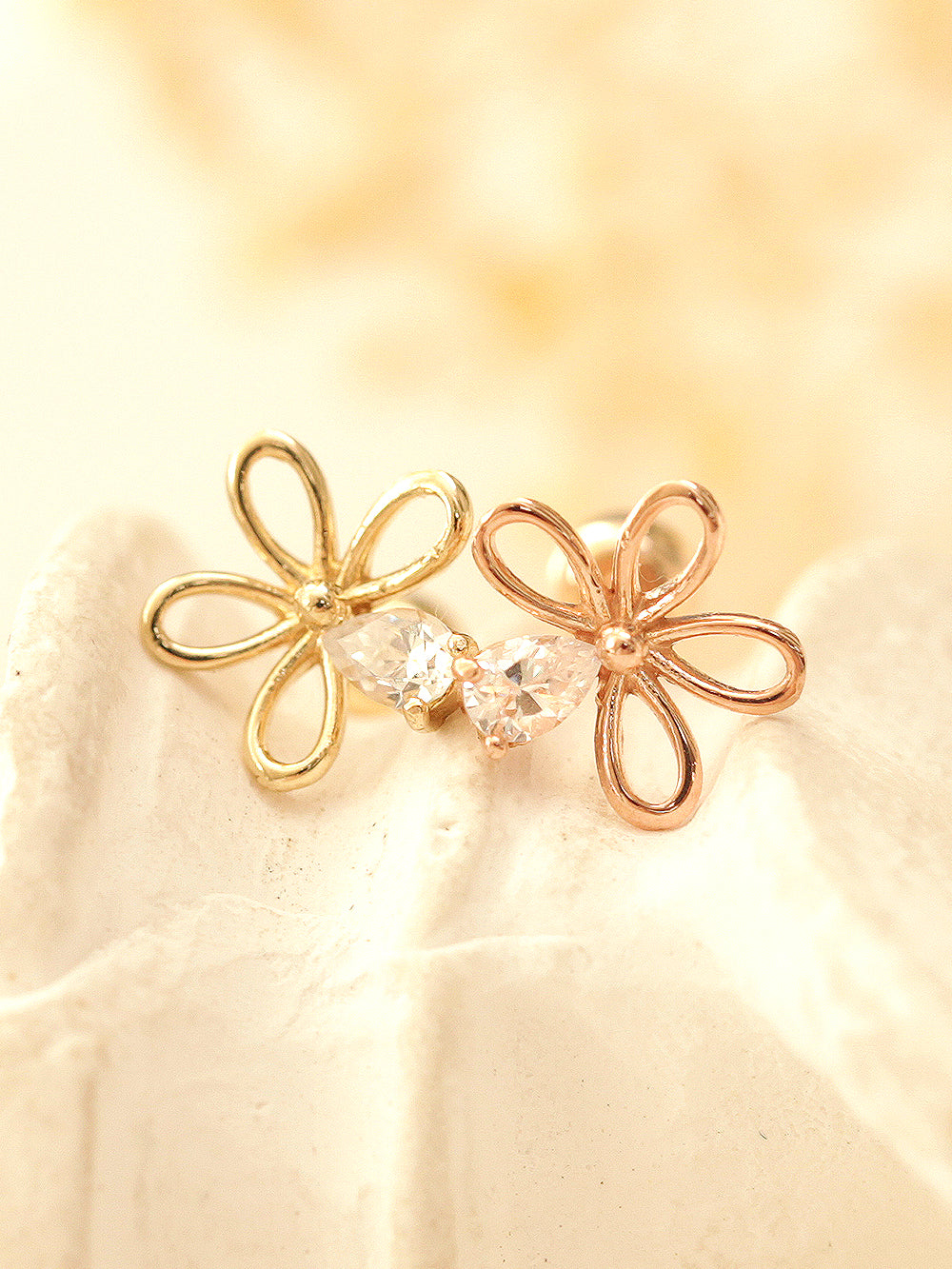 14K Gold Cubic Flower Cartilage Earring 20G18G