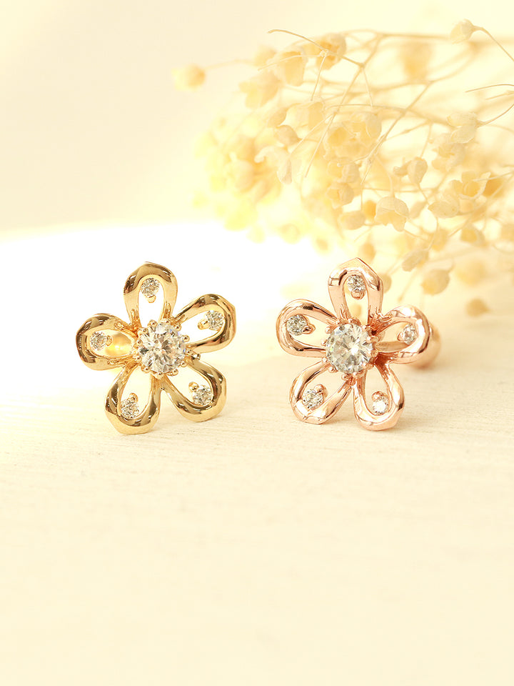 14K Gold glossy Flower Cartilage Earring 20g18g