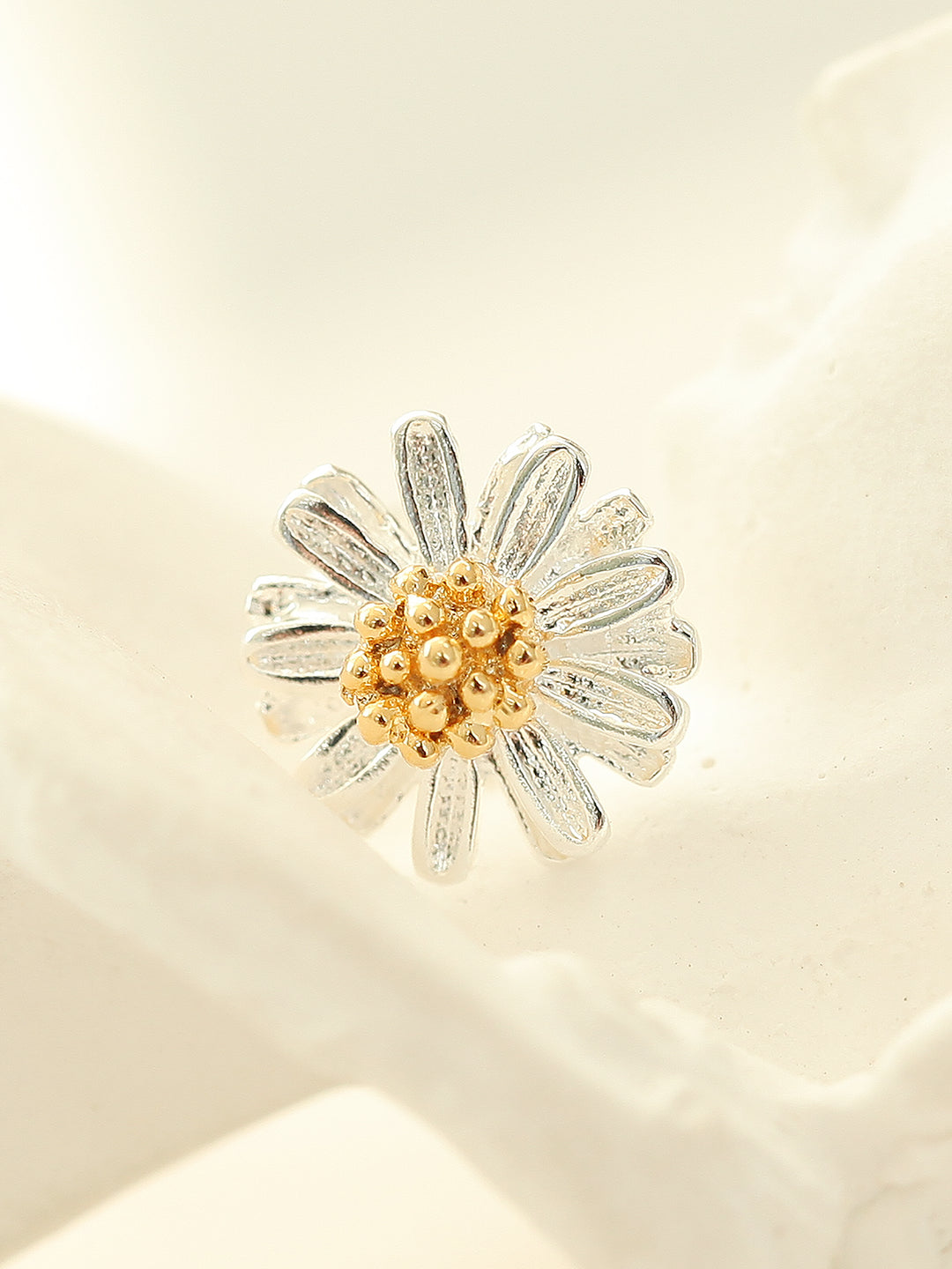 925 Silver Daisy Stud Earring