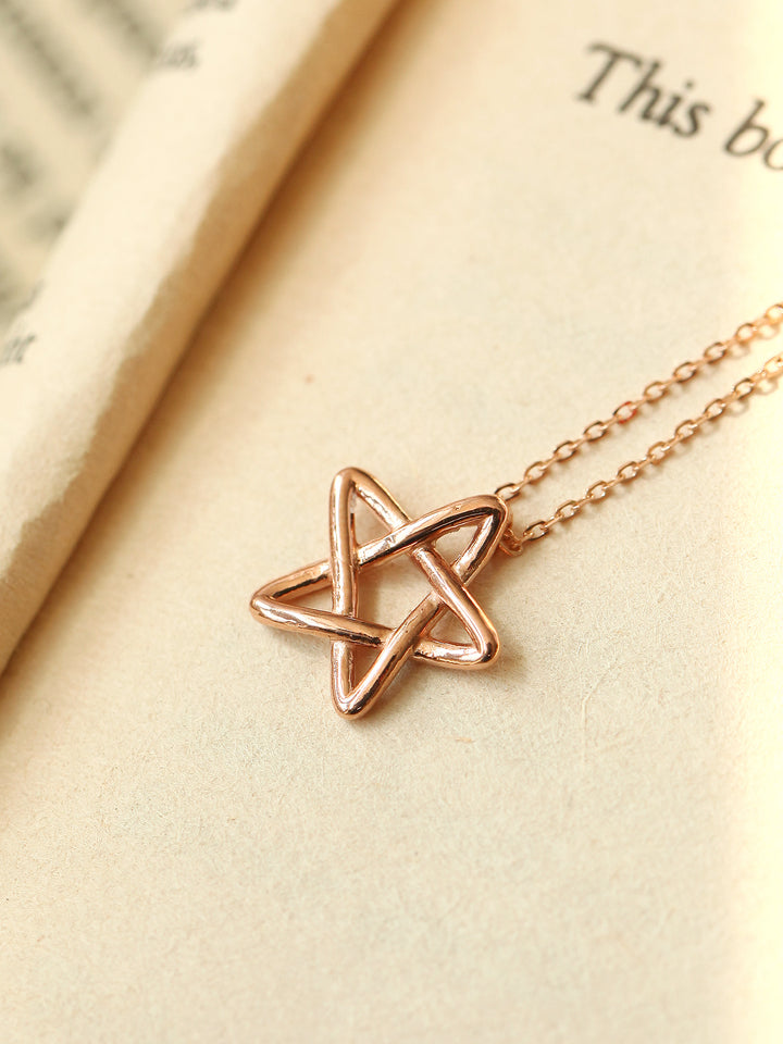 14K Gold Star Necklace