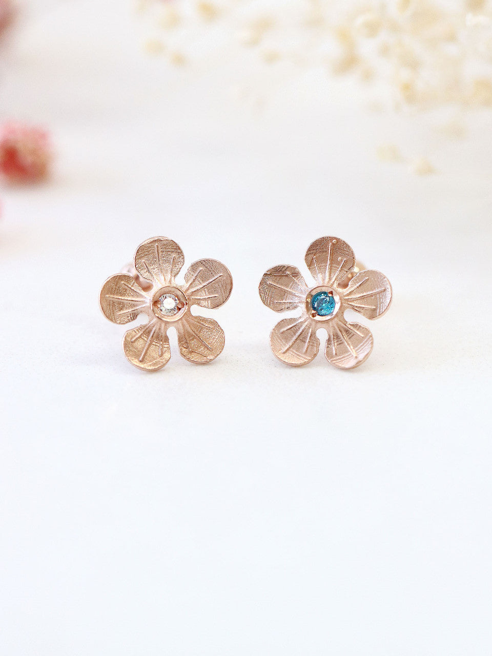 14K Gold Open Flower Cartilage Earring 18G16G