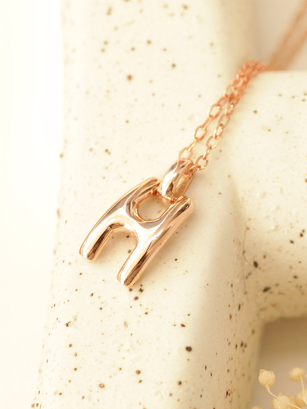 14K 18K Gold Glossy H Necklace