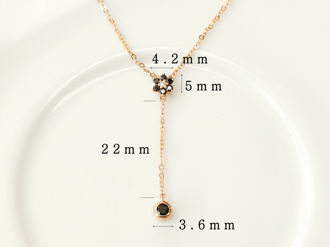 14K 18K Gold Lovely Flower Y Necklace