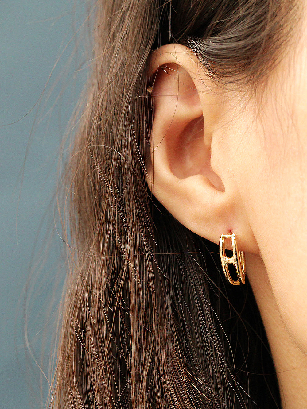 14K Gold Cutting H Hoop Earring